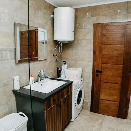 Jelica 빌라 코니츠